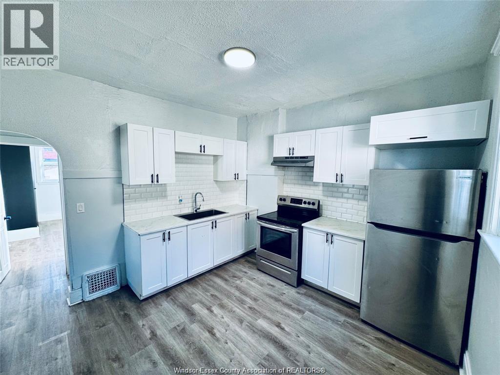531 Langlois, Windsor, Ontario  N9A 2G3 - Photo 11 - 26012448