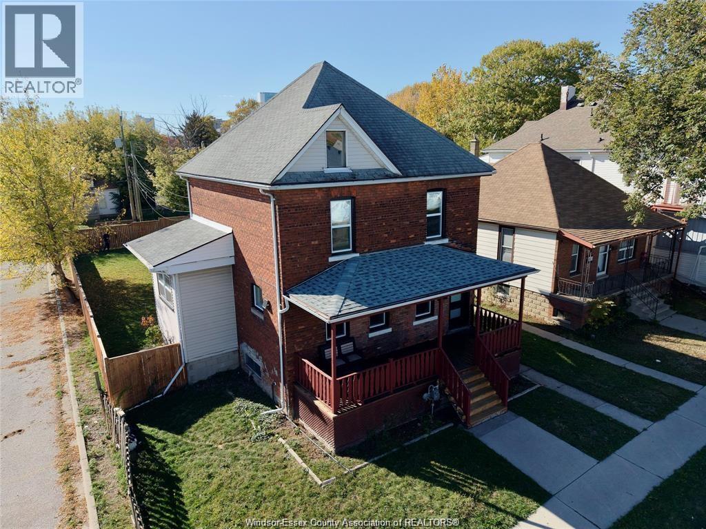 531 Langlois, Windsor, Ontario  N9A 2G3 - Photo 4 - 26012448