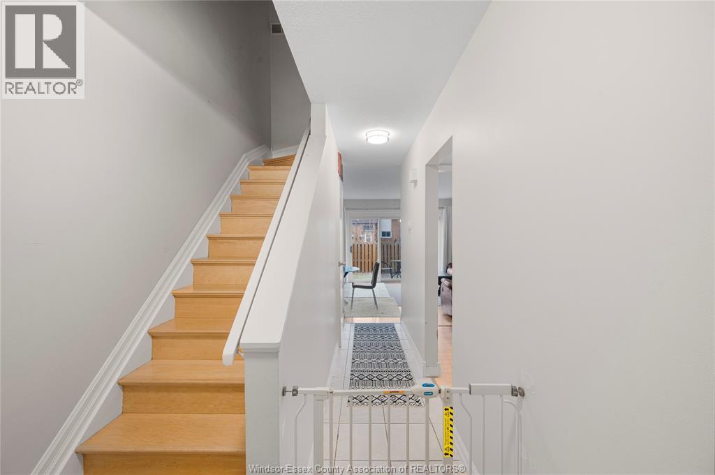 6384 Thornberry Crescent, Windsor, Ontario  N8T 3A2 - Photo 11 - 26012480