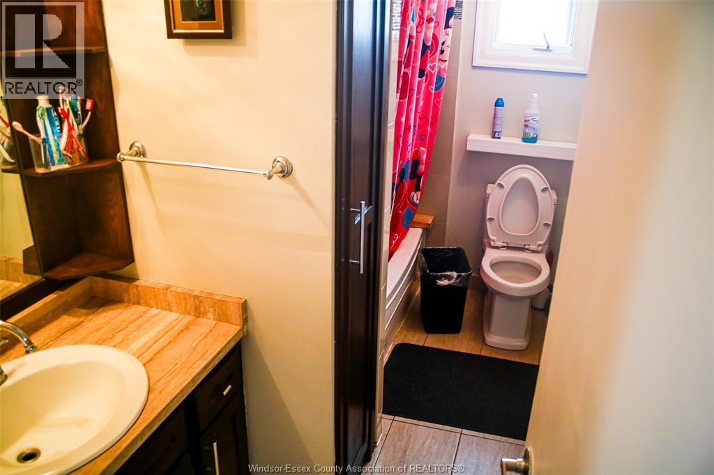 2709 Clemenceau, Windsor, Ontario  N8T 2P9 - Photo 13 - 26012520