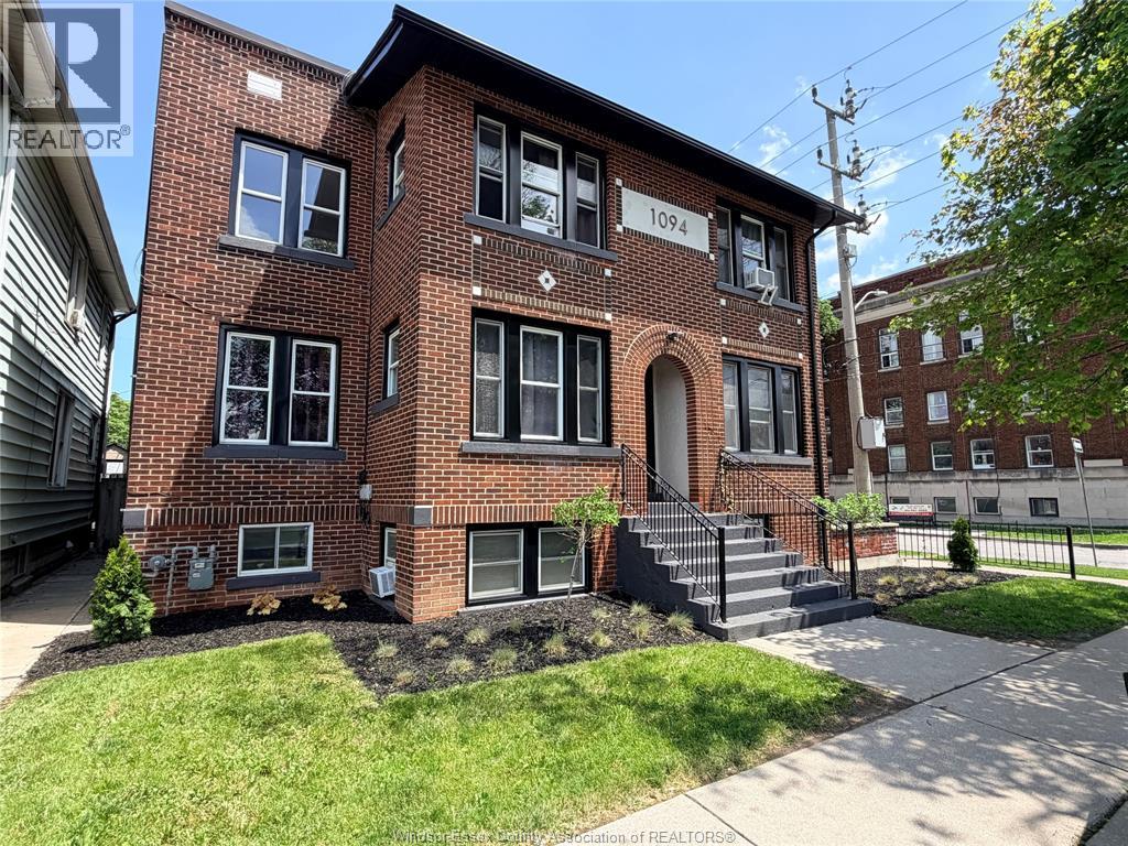 1094 Lincoln ROAD, Windsor, Ontario