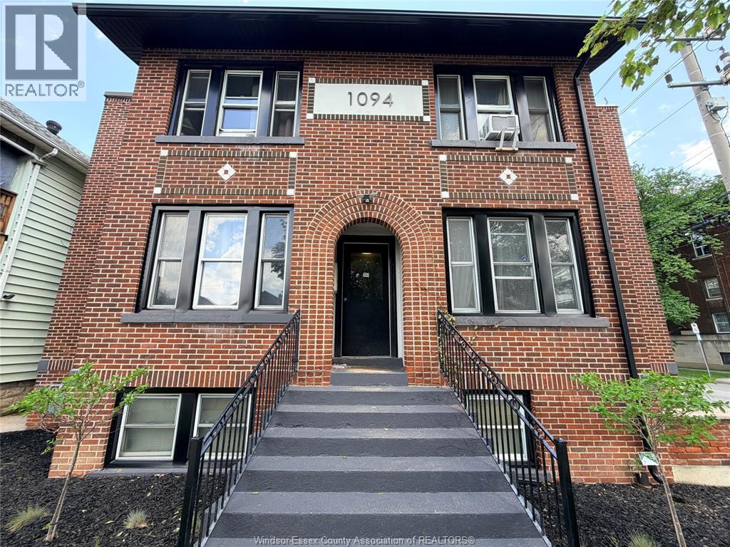 1094 Lincoln Road, Windsor, Ontario  N8Y 2H4 - Photo 2 - 26011497