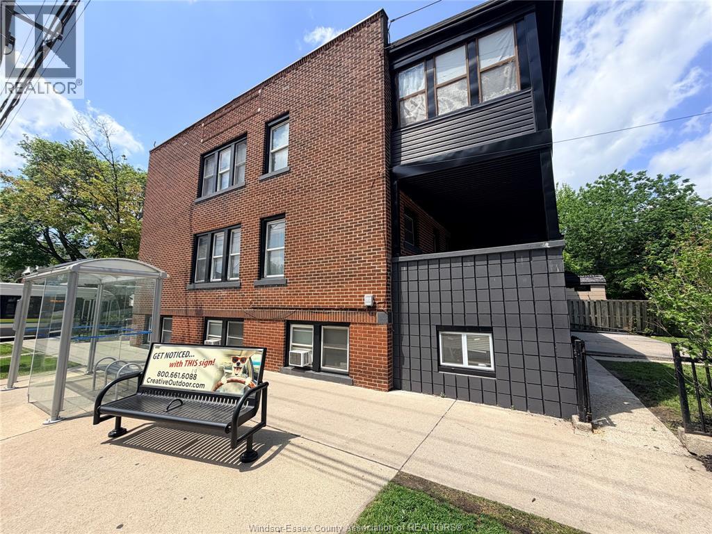 1094 Lincoln Road, Windsor, Ontario  N8Y 2H4 - Photo 5 - 26011497
