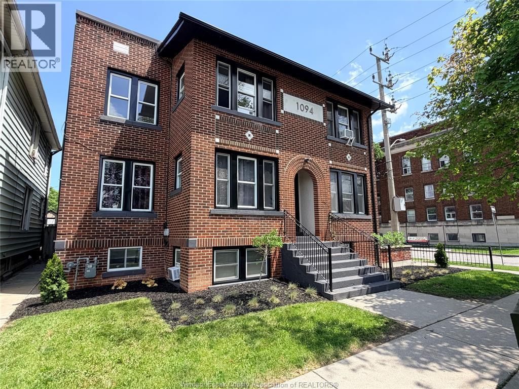 1094 Lincoln ROAD, Windsor, Ontario