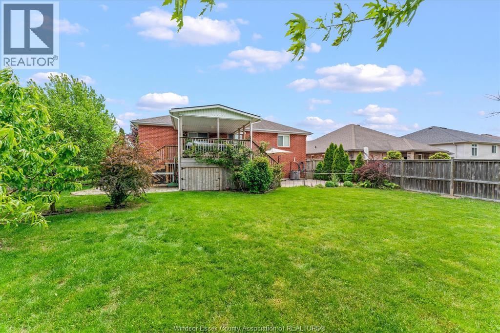 1082 Monarch Meadows, Lakeshore, Ontario  N0R 1A0 - Photo 37 - 26012630
