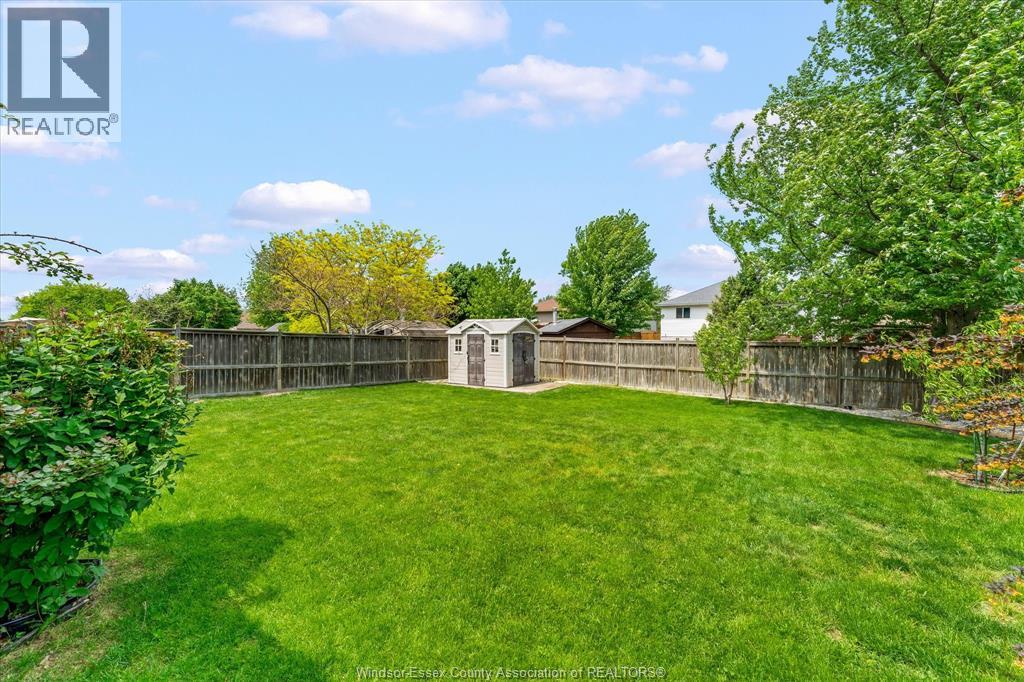 1082 Monarch Meadows, Lakeshore, Ontario  N0R 1A0 - Photo 40 - 26012630