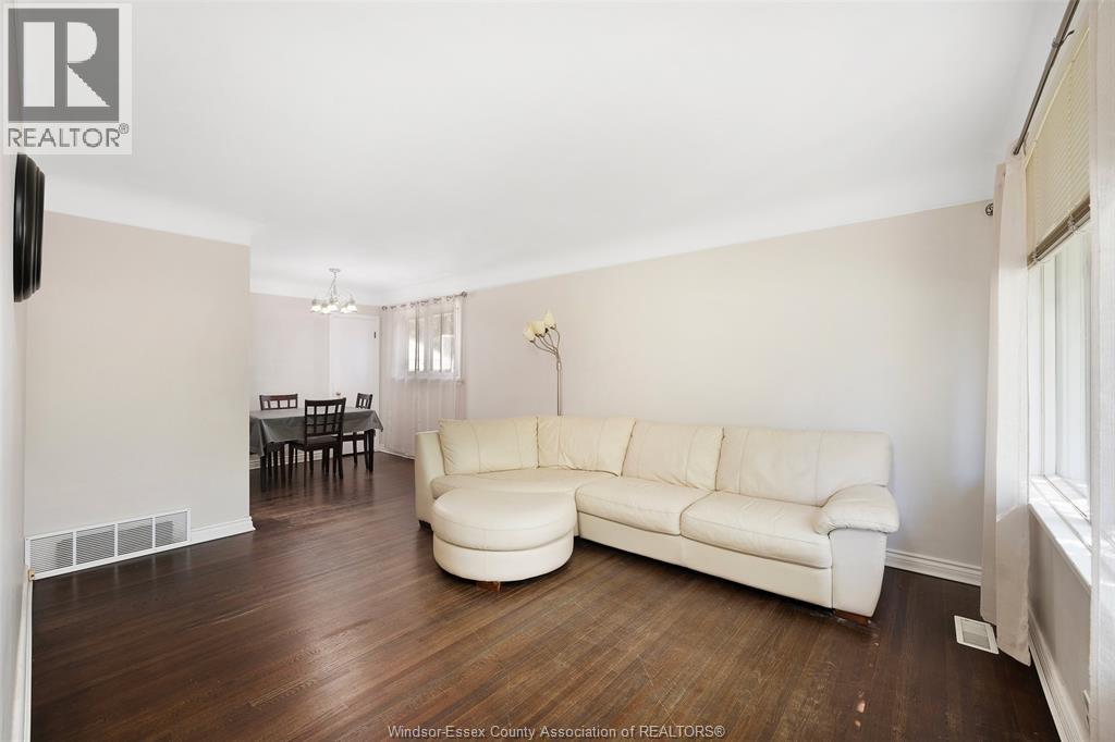 3668 Mckay, Windsor, Ontario  N9E 2S2 - Photo 10 - 26012625