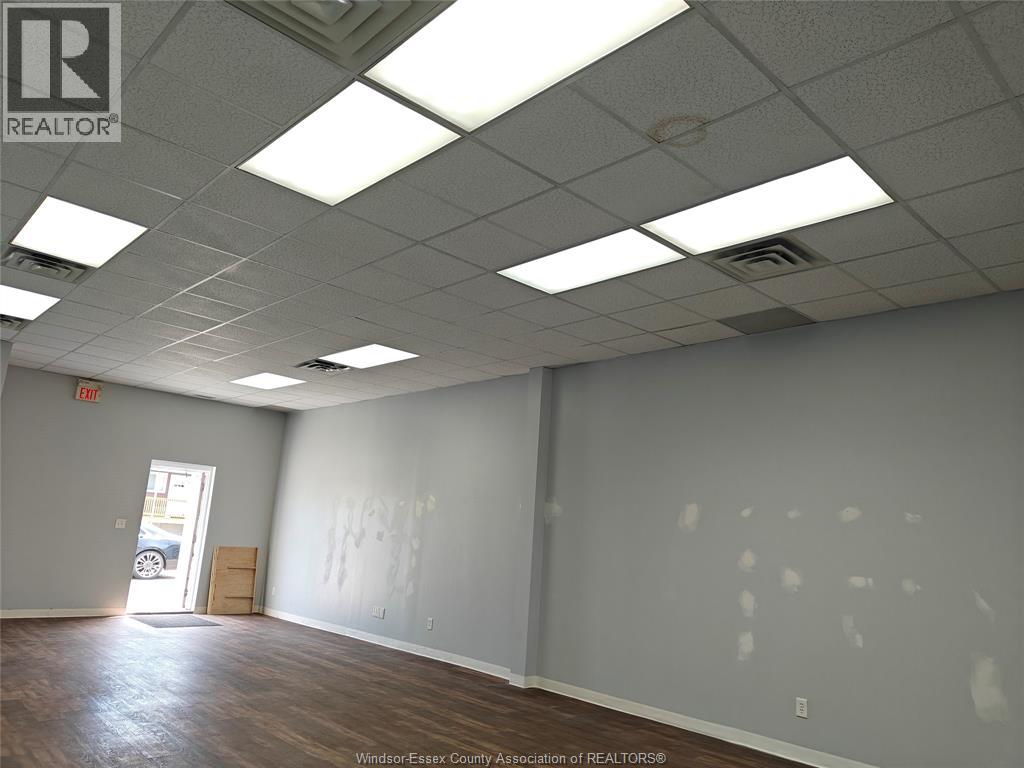 521 Erie East, Windsor, Ontario  N9A 3X8 - Photo 11 - 26012614