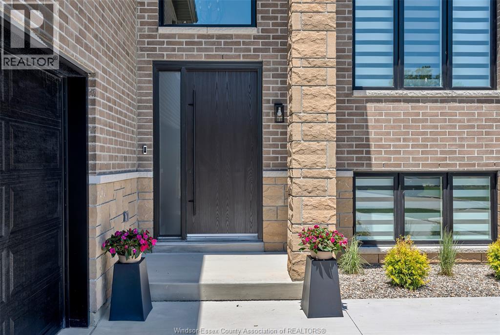 3851 Ronald Avenue, Windsor, Ontario  N9G 1N2 - Photo 3 - 26012693