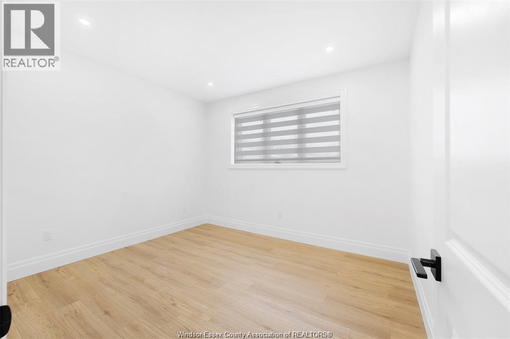 3851 Ronald Avenue, Windsor, Ontario  N9G 1N2 - Photo 30 - 26012693
