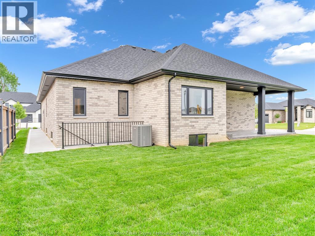 61 Hilton Court, Amherstburg, Ontario  N9V 4B6 - Photo 37 - 26012658