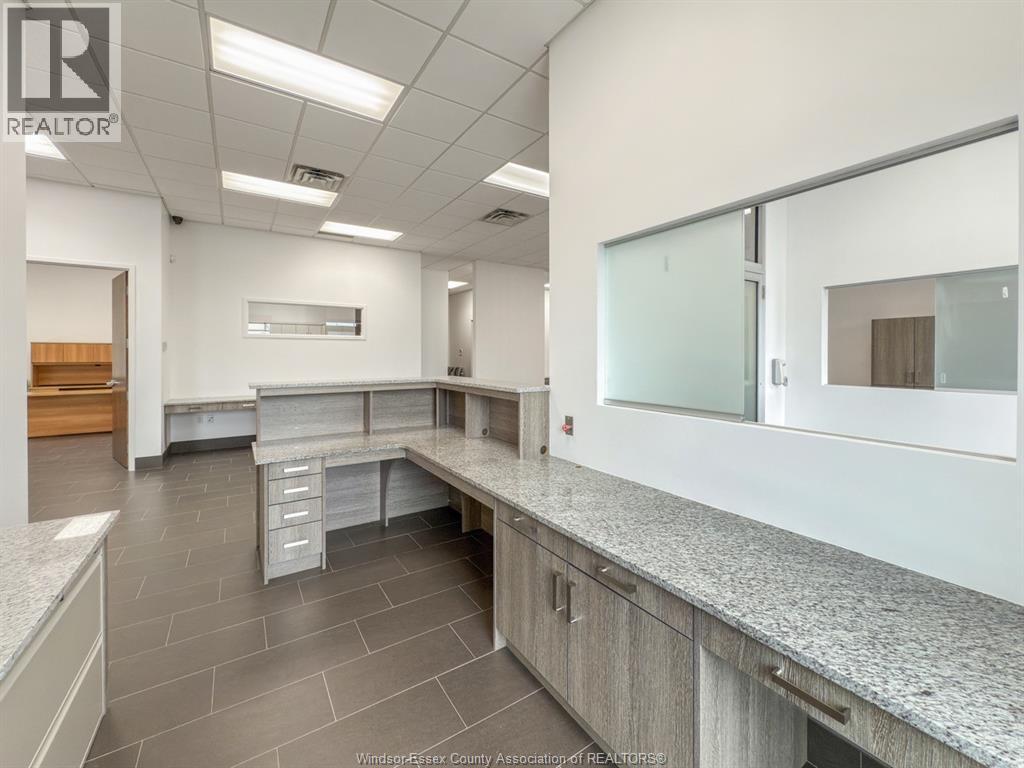 5205 8 Th Concession Road Unit# A, Tecumseh, Ontario  N0R 1K0 - Photo 5 - 26012722