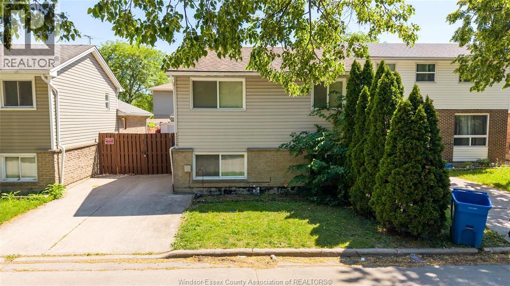 1229 Arncliffe, Windsor, Ontario   - Photo 2 - 26012721