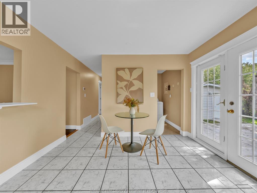 1583 Ferndale Avenue, Windsor, Ontario  N8T 2K3 - Photo 9 - 26012792