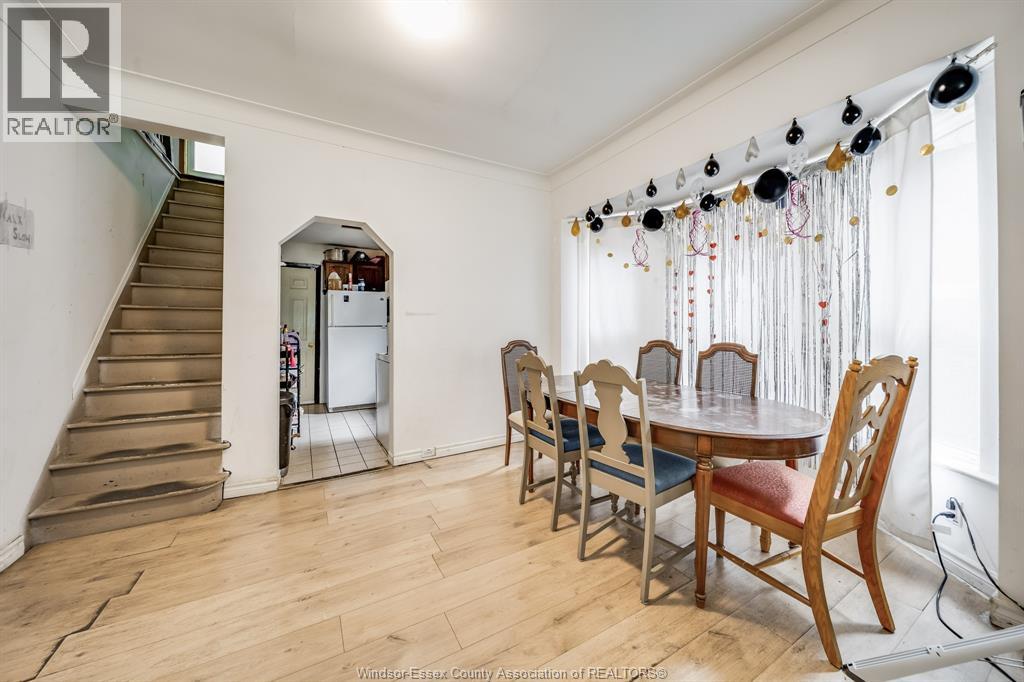 494 Rankin, Windsor, Ontario  N9B 2R7 - Photo 8 - 26012745