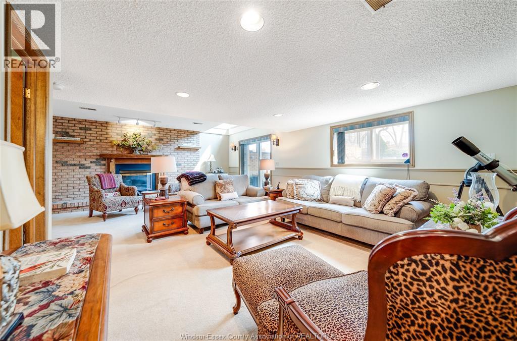 468 Amberly, Tecumseh, Ontario  N8N 3M3 - Photo 10 - 26012829