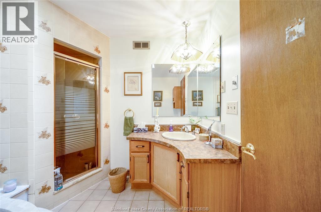 468 Amberly, Tecumseh, Ontario  N8N 3M3 - Photo 33 - 26012829