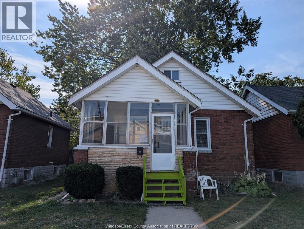 1781 Rooney Street, Windsor, Ontario  N9B 1L3 - Photo 1 - 26012801