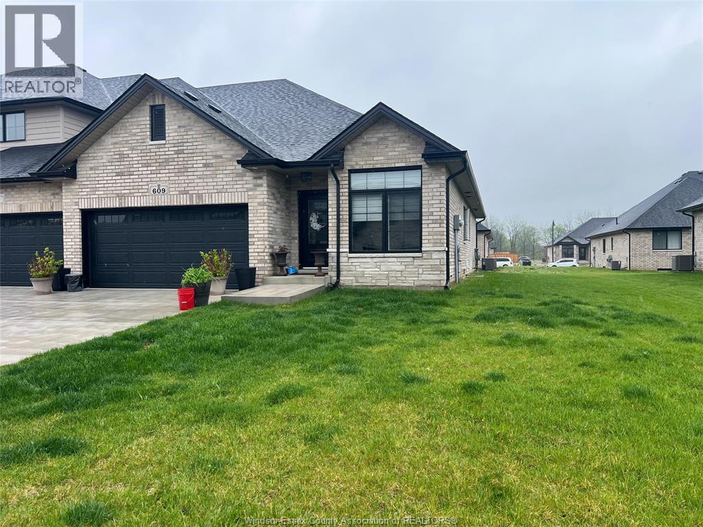 609 HACKET ROAD, Amherstburg, Ontario
