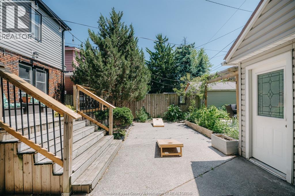 2263 Fraser Avenue, Windsor, Ontario  N8X 3Z6 - Photo 32 - 26012835