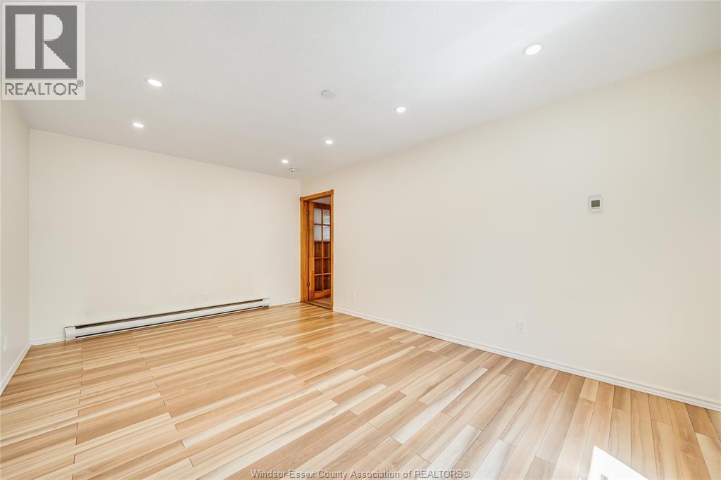 1229 Arncliffe, Windsor, Ontario   - Photo 19 - 26012378