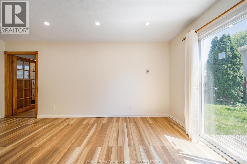 1229 Arncliffe, Windsor, Ontario   - Photo 20 - 26012378