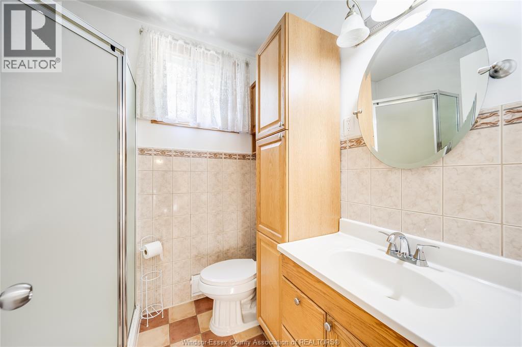 1229 Arncliffe, Windsor, Ontario   - Photo 27 - 26012378