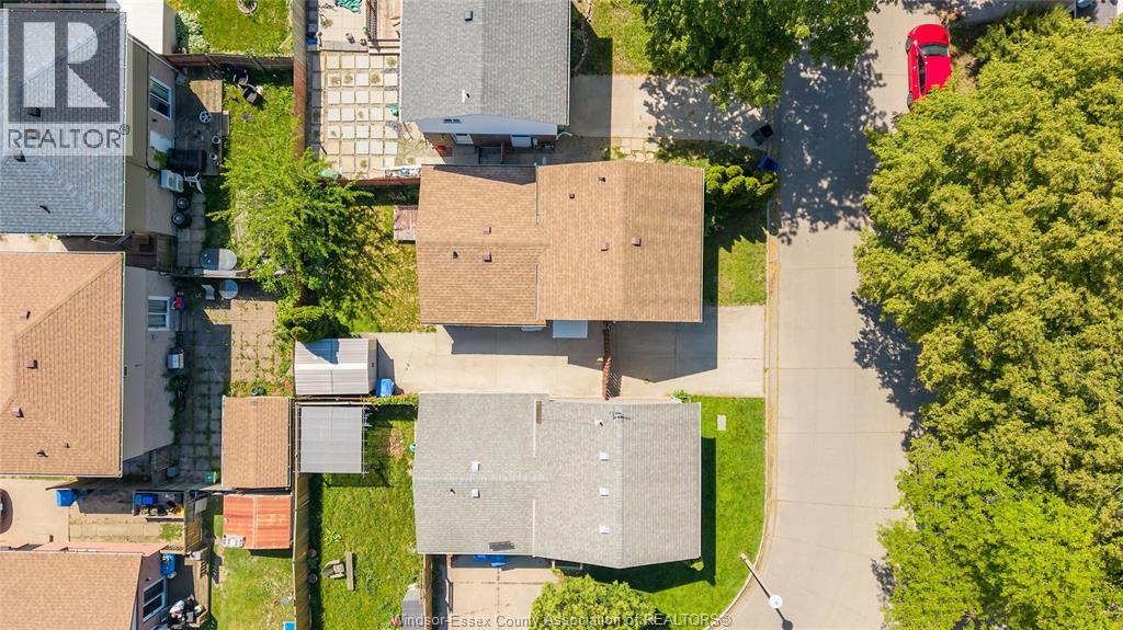 1229 Arncliffe, Windsor, Ontario   - Photo 39 - 26012378
