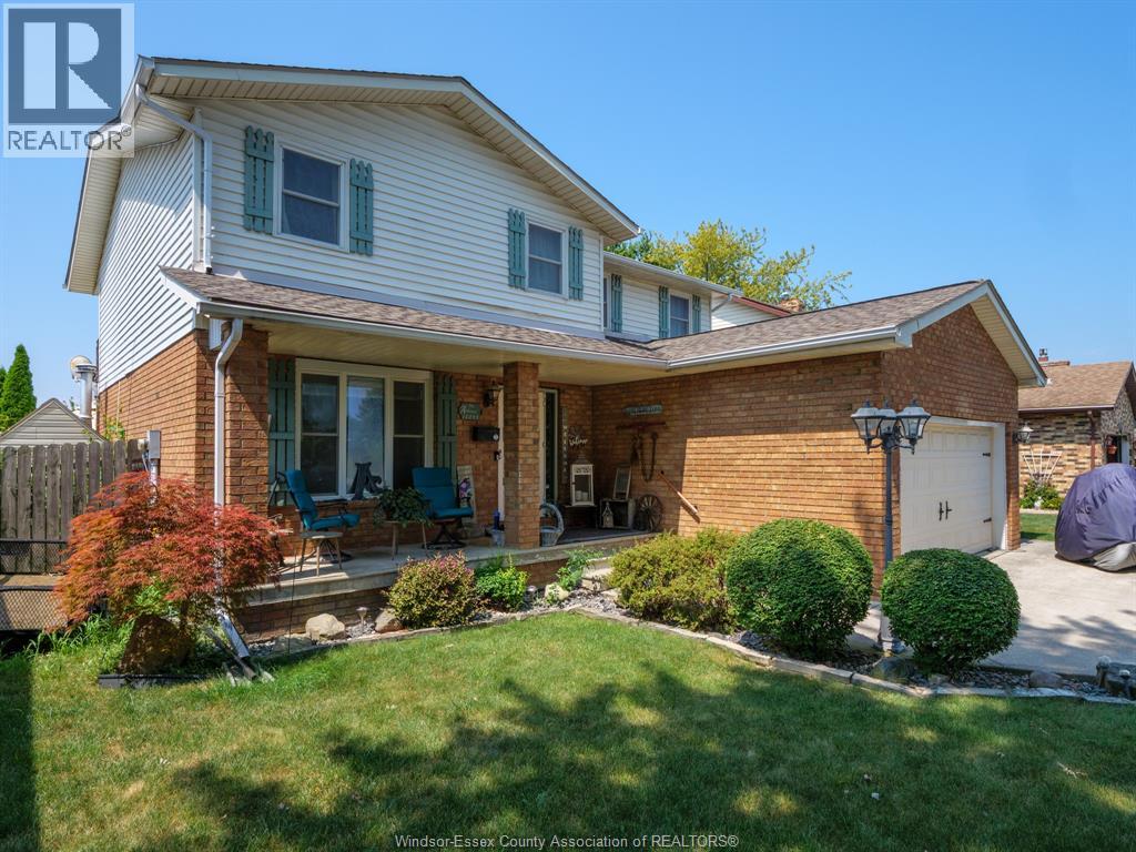 12033 ST THOMAS, Tecumseh, Ontario