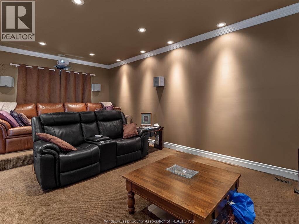 12033 St Thomas, Tecumseh, Ontario  N8N 3V6 - Photo 13 - 26012831