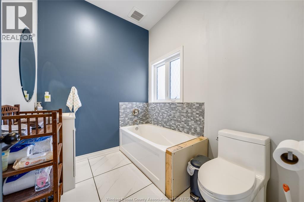 856 Talbot, Lakeshore, Ontario  N0R 1K0 - Photo 24 - 26012558