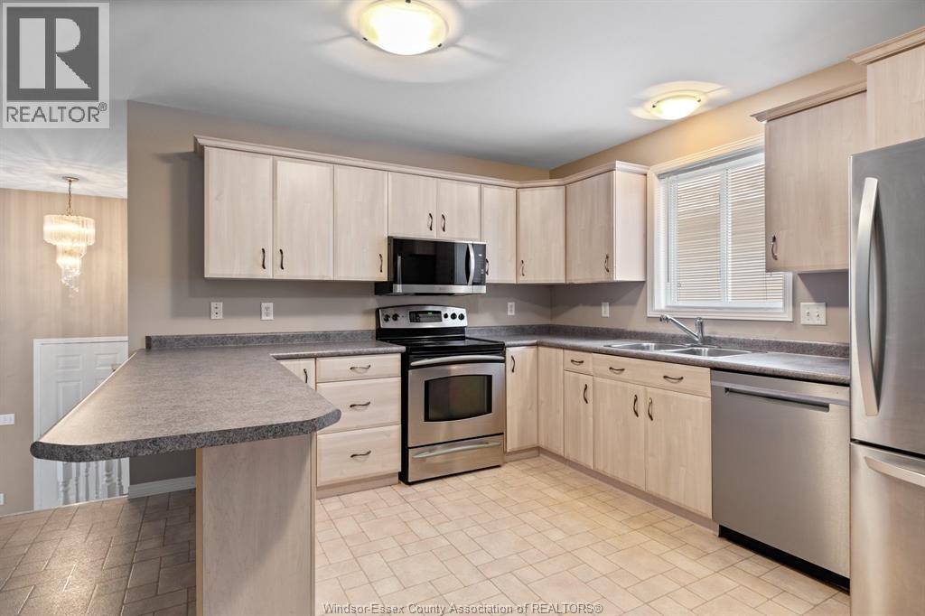 458 Merrill, Lasalle, Ontario  N9J 3N7 - Photo 16 - 26012941