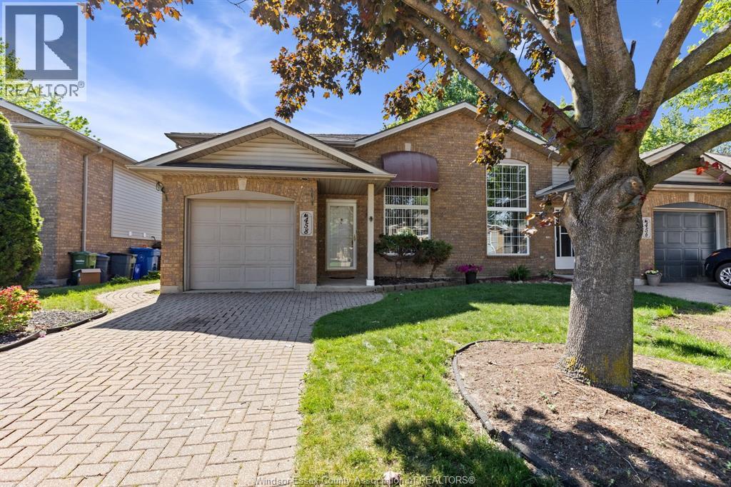 458 Merrill, Lasalle, Ontario  N9J 3N7 - Photo 2 - 26012941