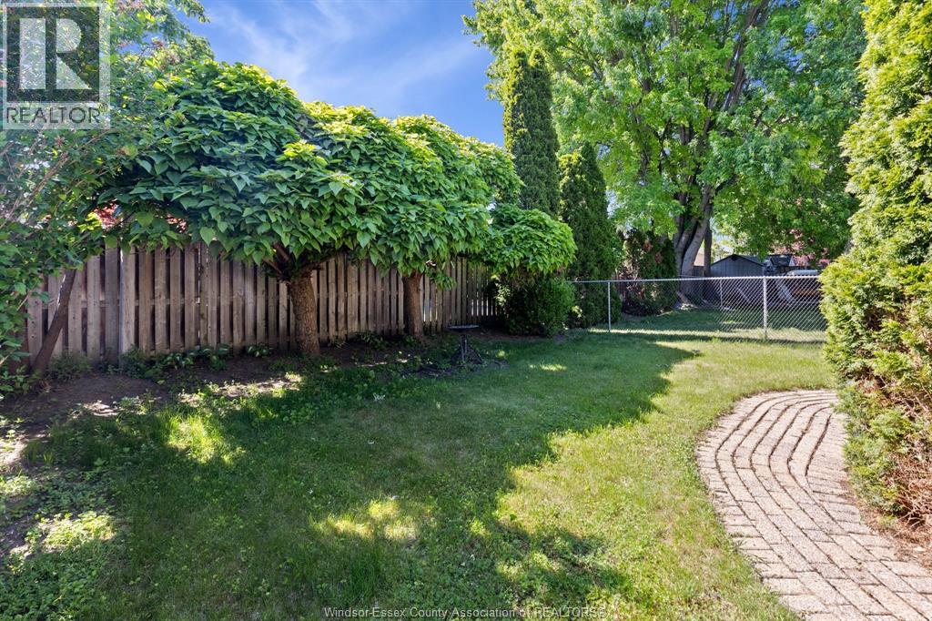 458 Merrill, Lasalle, Ontario  N9J 3N7 - Photo 31 - 26012941
