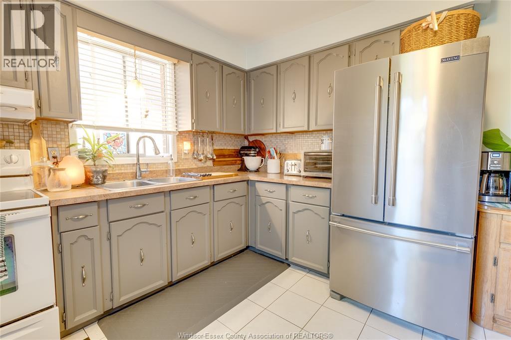 2841 Garvey Crescent, Windsor, Ontario  N8W 4W7 - Photo 14 - 26012950