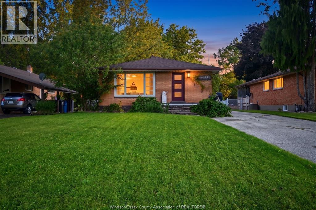 36 WOODLAND AVENUE, Chatham, Ontario
