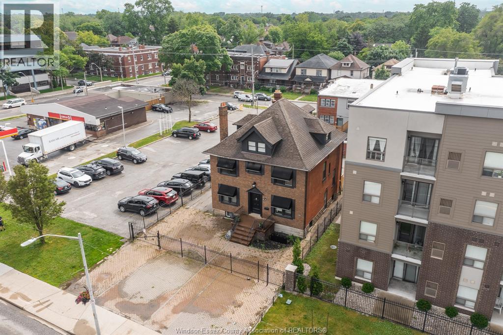 961 Ouellette Avenue, Windsor, Ontario  N9A 4J5 - Photo 6 - 26012863