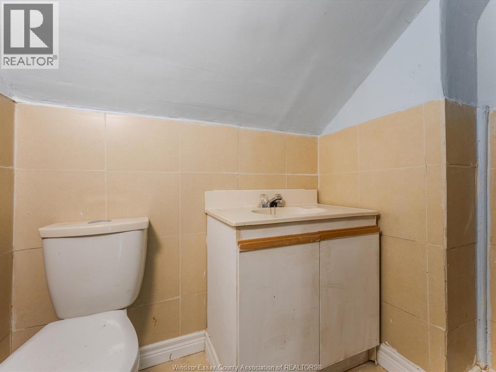 1046-1048 Pelissier, Windsor, Ontario  N9A 4L7 - Photo 16 - 26013020