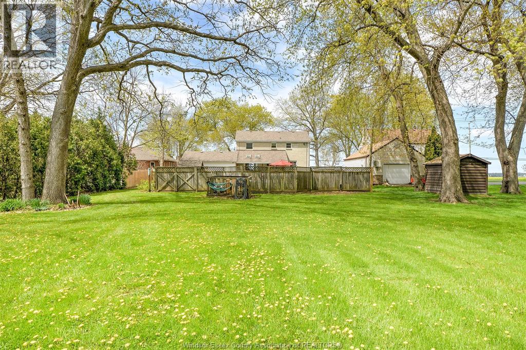 885 Front Road North, Amherstburg, Ontario  N9V 2V6 - Photo 12 - 26013007