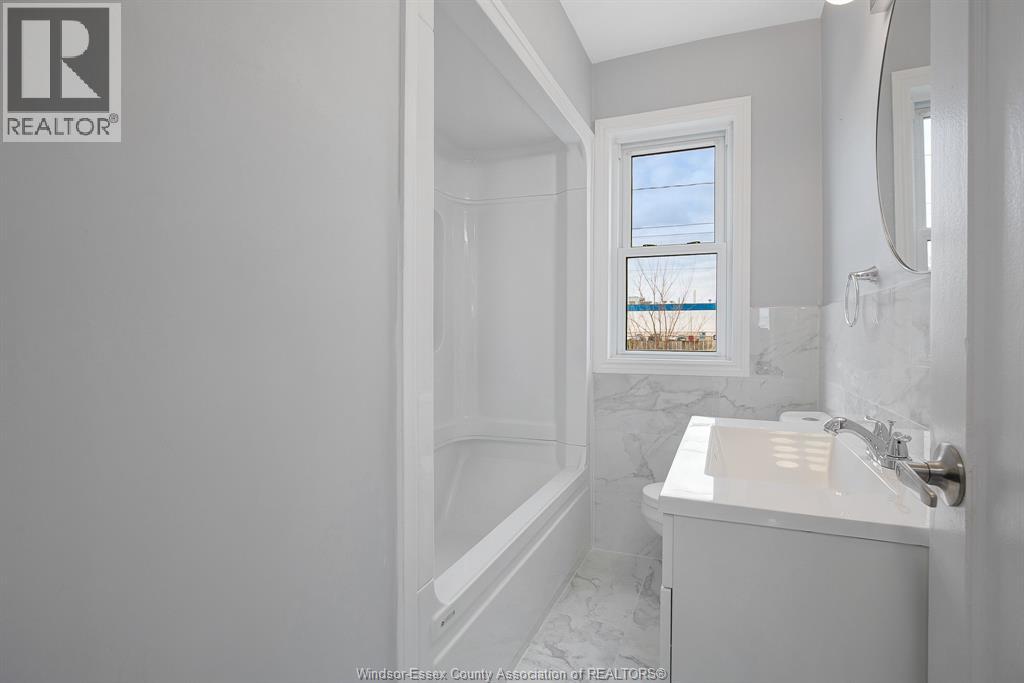 2653 Alexis Street, Windsor, Ontario  N8W 3Z7 - Photo 13 - 26013026