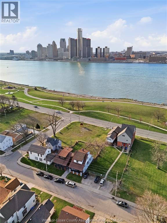 819-829 Riverside Dr., Windsor, Ontario  N9A 2T4 - Photo 4 - 26013028