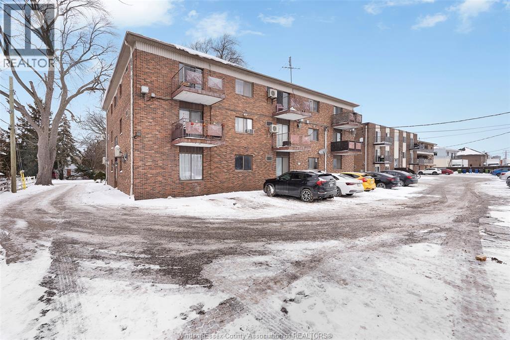 1655 Rooney Street, Windsor, Ontario  N9B 1L1 - Photo 3 - 26013067