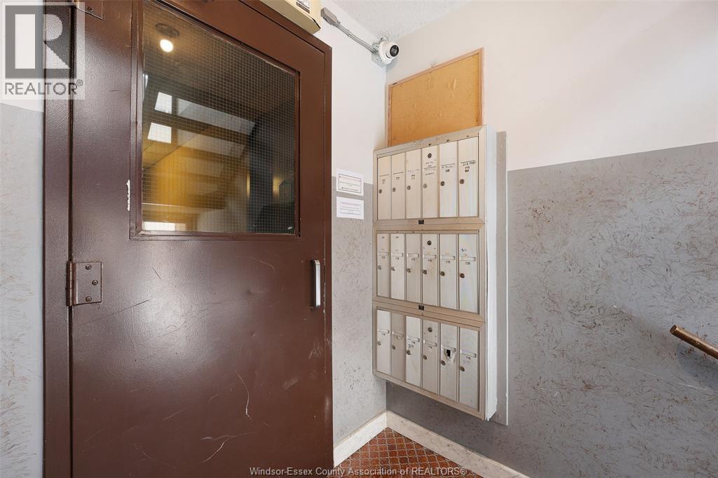 1655 Rooney Street, Windsor, Ontario  N9B 1L1 - Photo 9 - 26013067