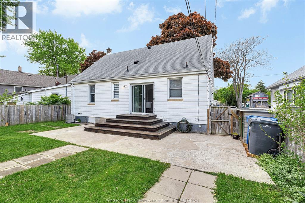 1366 Lillian Avenue, Windsor, Ontario  N8X 4A5 - Photo 32 - 26013088