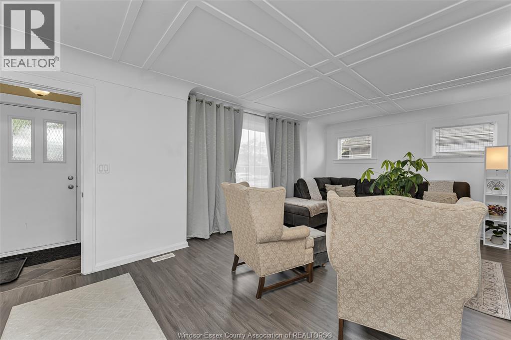 1366 Lillian Avenue, Windsor, Ontario  N8X 4A5 - Photo 6 - 26013088