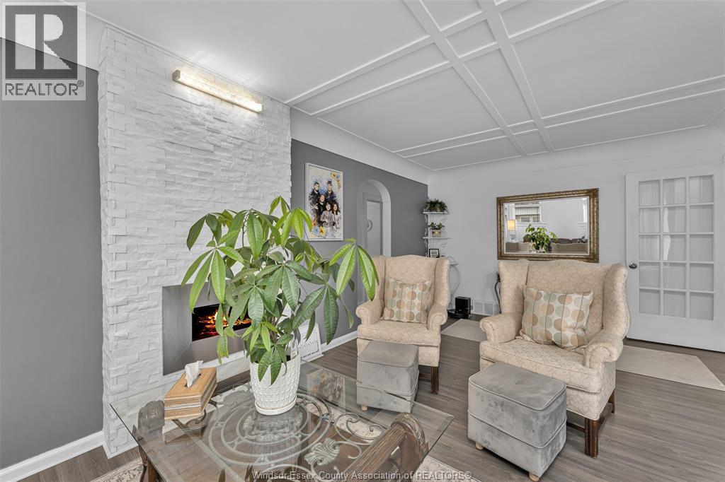 1366 Lillian Avenue, Windsor, Ontario  N8X 4A5 - Photo 7 - 26013088