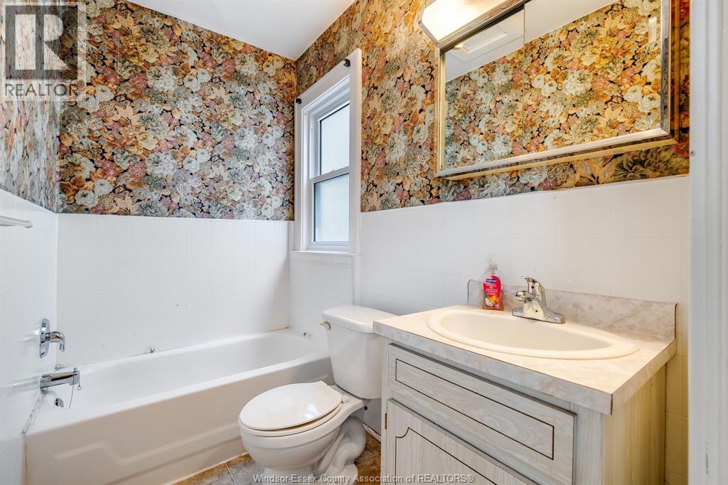 2279 Lillian Avenue, Windsor, Ontario  N8X 4B1 - Photo 33 - 26013024