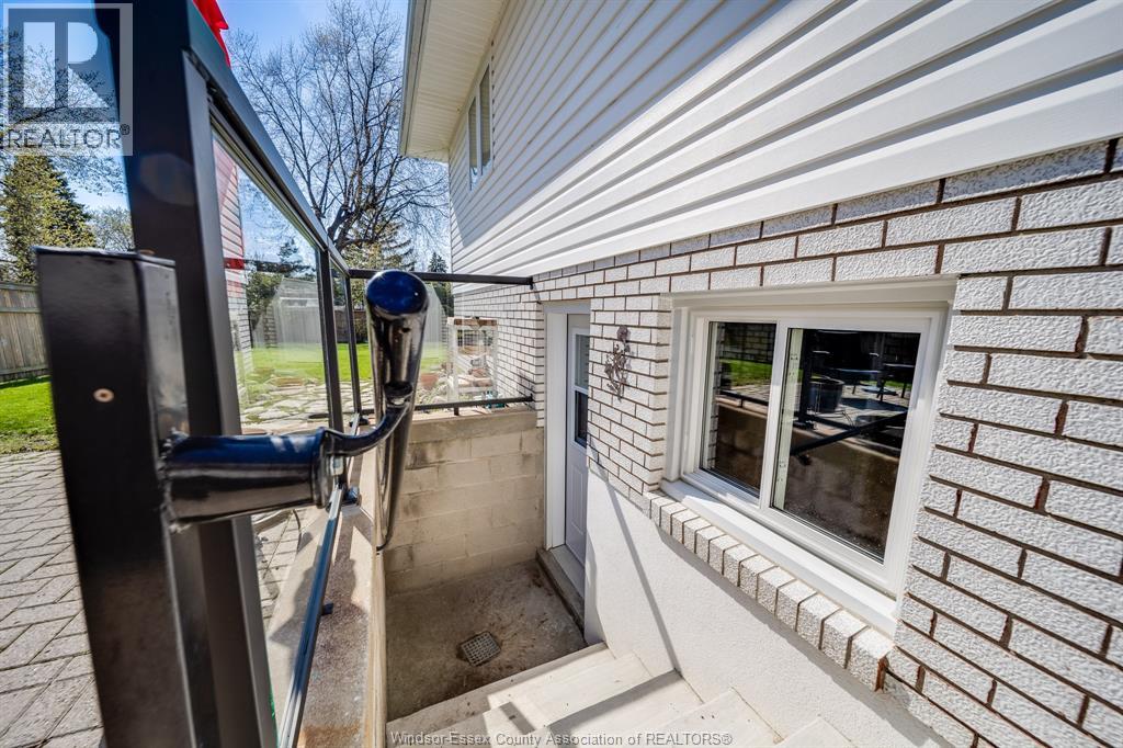 109 Centennial, Tecumseh, Ontario  N8N 2N7 - Photo 38 - 26013069