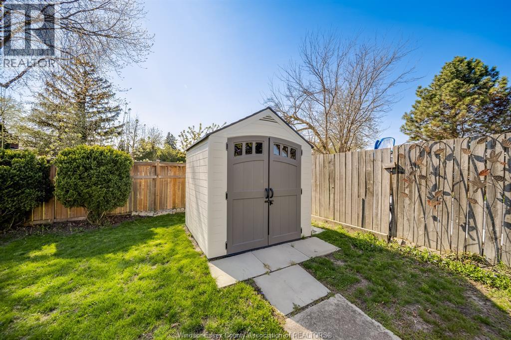 109 Centennial, Tecumseh, Ontario  N8N 2N7 - Photo 45 - 26013069