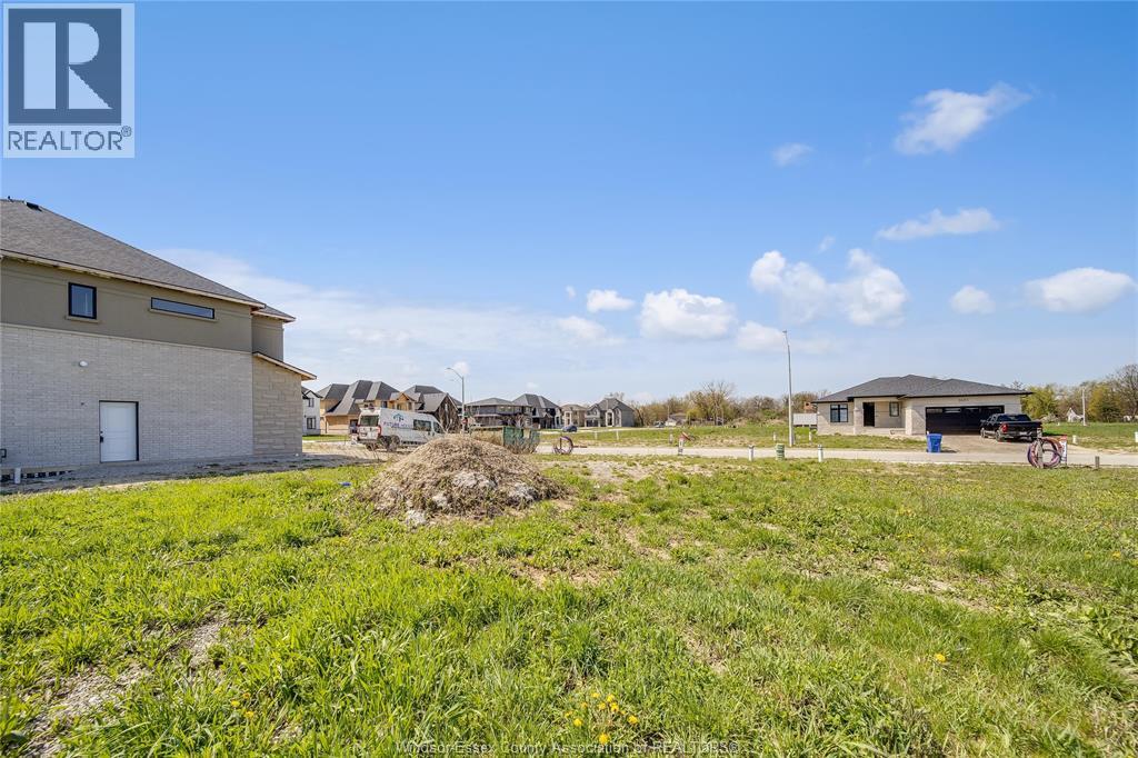 3697 Farrow Avenue, Windsor, Ontario  N8H 0B3 - Photo 4 - 26013046